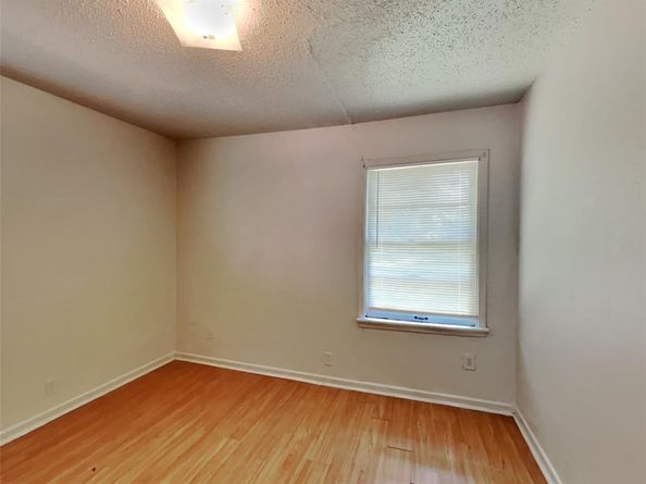 4712  Norris Street , Fort Worth Texas 76105