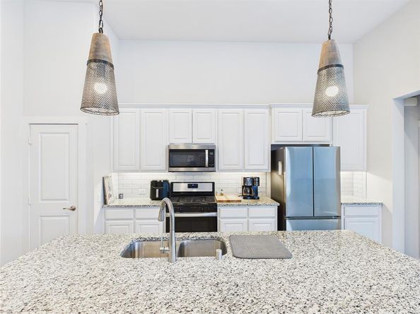 1657  Dewberry Lane , Garland Texas 75042