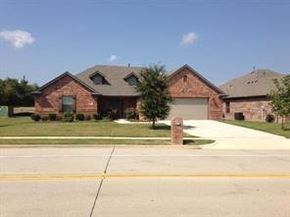 6601  Pine Hills Lane , Denton Texas 76210