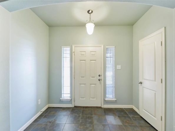 6601  Pine Hills Lane , Denton Texas 76210