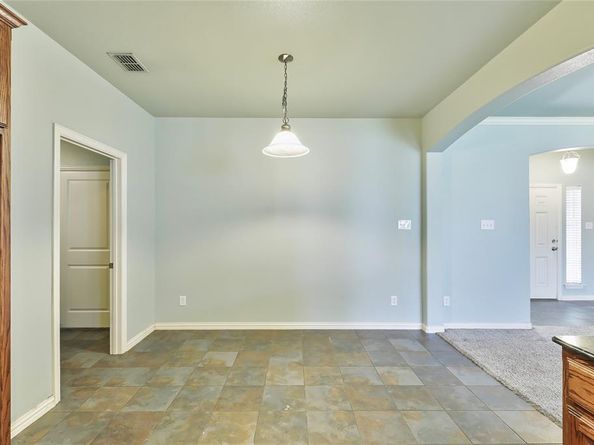 6601  Pine Hills Lane , Denton Texas 76210