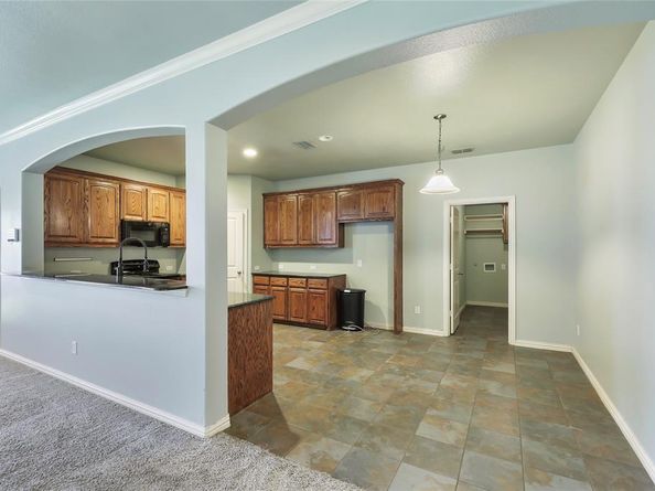 6601  Pine Hills Lane , Denton Texas 76210