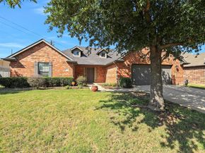6601  Pine Hills Lane , Denton Texas 76210