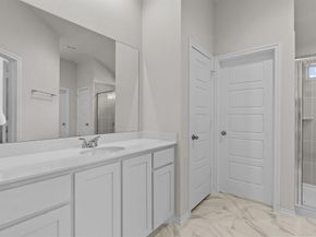 908  Granite Drive , Azle Texas 76020