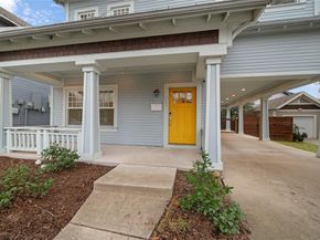 1686  Kings Highway , Dallas Texas 75208