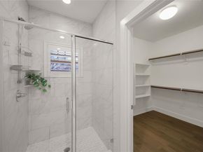 1686  Kings Highway , Dallas Texas 75208