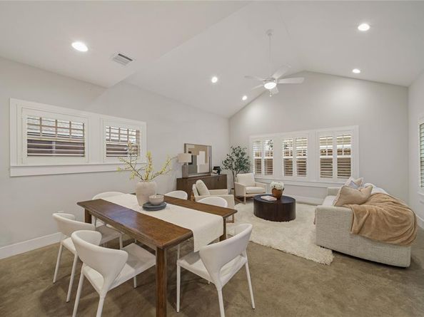 1686  Kings Highway , Dallas Texas 75208