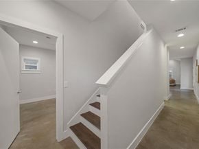 1686  Kings Highway , Dallas Texas 75208