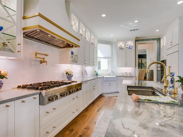 17604  Woods Edge Drive , Dallas Texas 75287