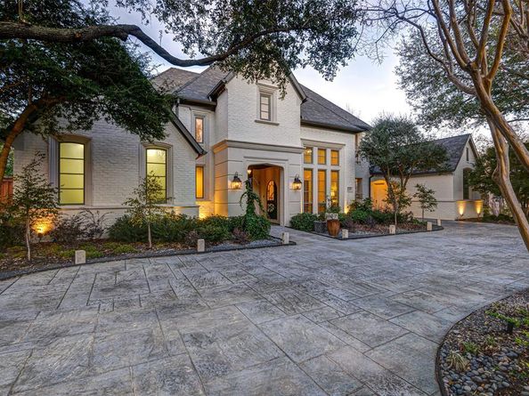 17604  Woods Edge Drive , Dallas Texas 75287