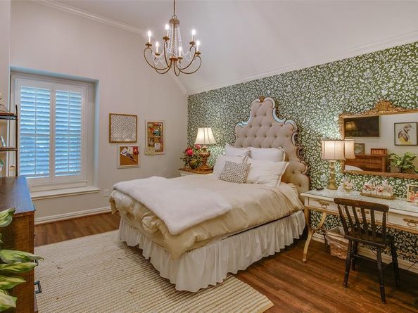17604  Woods Edge Drive , Dallas Texas 75287