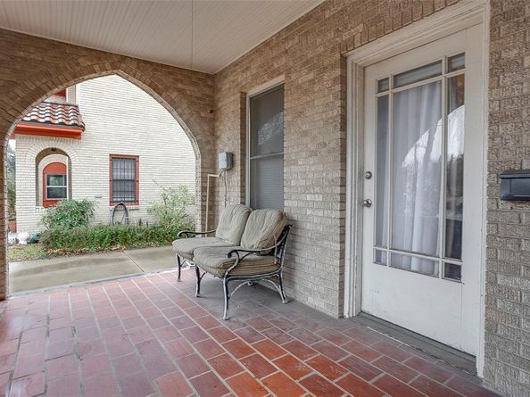3252 S University Drive , Fort Worth Texas 76109