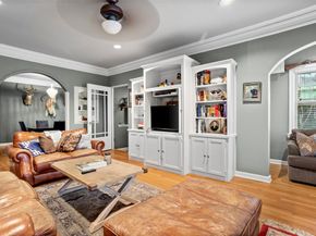 3252 S University Drive , Fort Worth Texas 76109