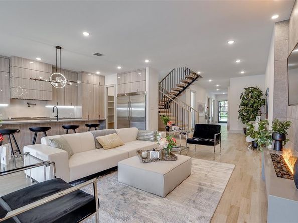 3732  Valley Ridge Road , Dallas Texas 75220