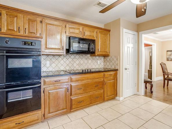 816  Autumn Lake Drive , Allen Texas 75002