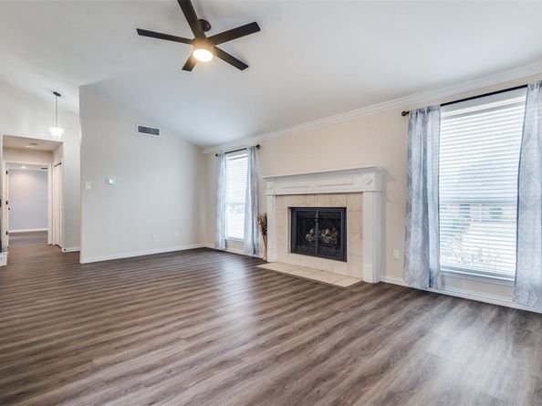 1846  Tucson Drive , Lewisville Texas 75077