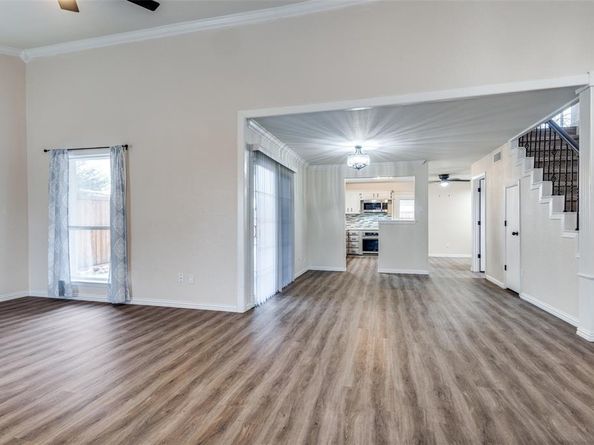1846  Tucson Drive , Lewisville Texas 75077