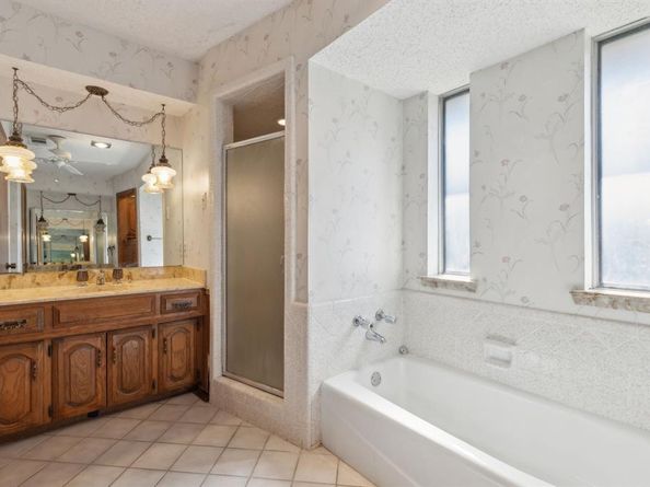 1202  Goldenrod Drive , Garland Texas 75043