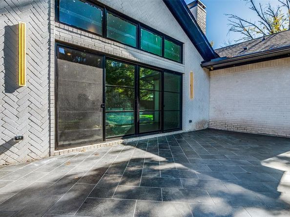 3221 S Glenbrook Drive , Garland Texas 75041