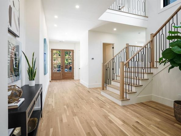 5836  Kenwood Avenue , Dallas Texas 75206