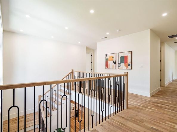 5836  Kenwood Avenue , Dallas Texas 75206