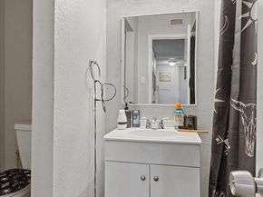 6016  Westridge Lane  408, Fort Worth Texas 76116