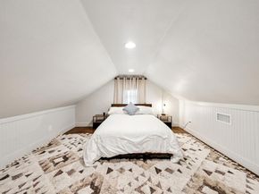 901 S Montreal Avenue , Dallas Texas 75208