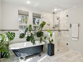 901 S Montreal Avenue , Dallas Texas 75208