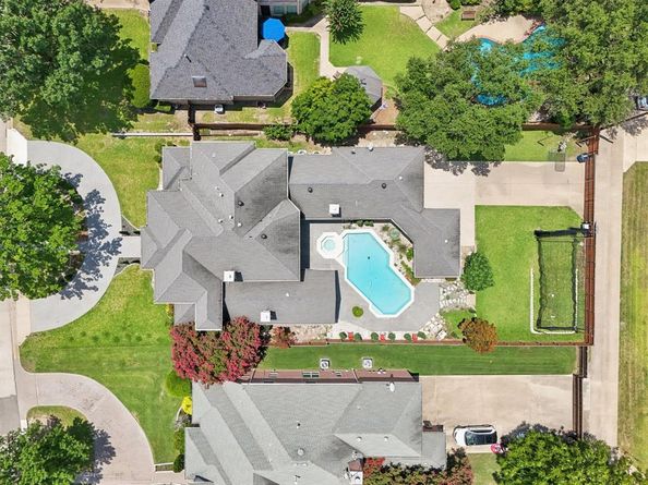 6065  Dilbeck Lane , Dallas Texas 75240