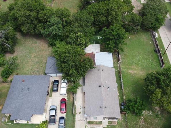 1441  Oakley Avenue , Dallas Texas 75216