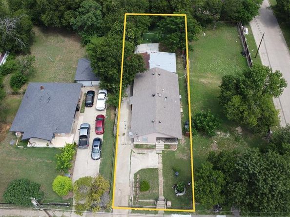 1441  Oakley Avenue , Dallas Texas 75216