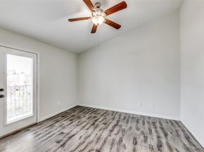 3635  Garden Brook Drive  17100, Farmers Branch Texas 75234