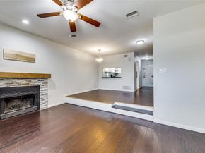 3635  Garden Brook Drive  17100, Farmers Branch Texas 75234
