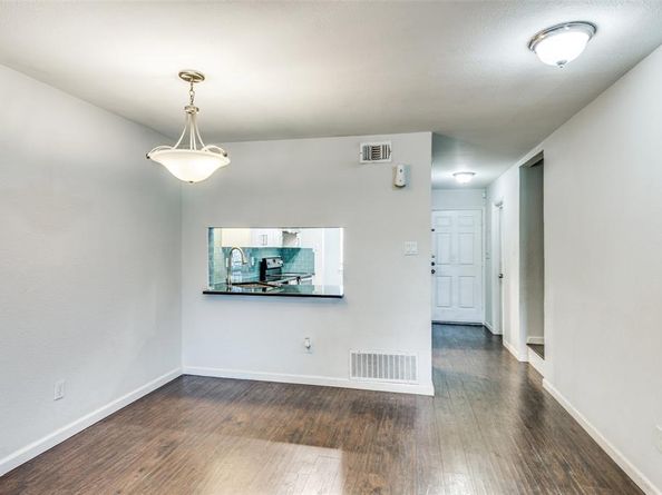 3635  Garden Brook Drive  17100, Farmers Branch Texas 75234