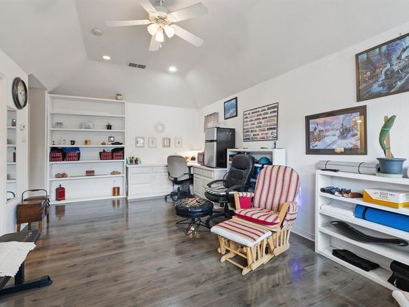 2204  Fleming Drive , McKinney Texas 75072