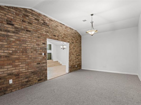 3118  Ross Avenue , Fort Worth Texas 76106