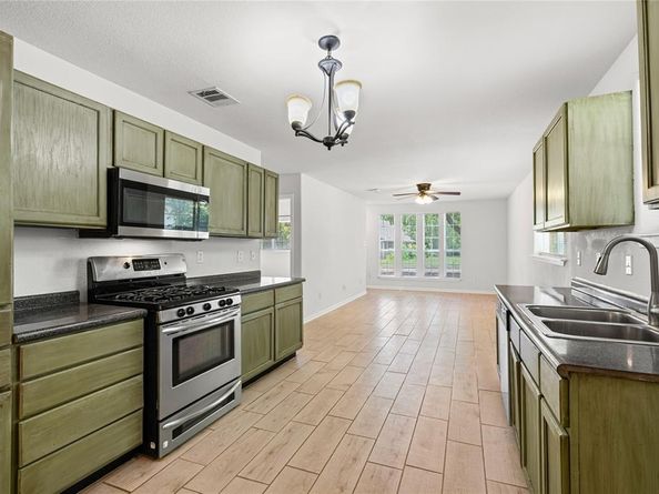 3118  Ross Avenue , Fort Worth Texas 76106