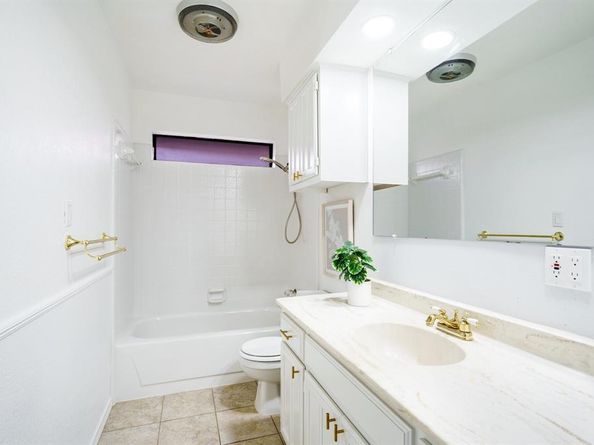 7566  Carriage Lane , Fort Worth Texas 76112