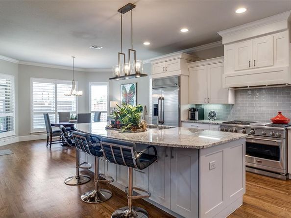 6820  Southridge Drive , Dallas Texas 75214