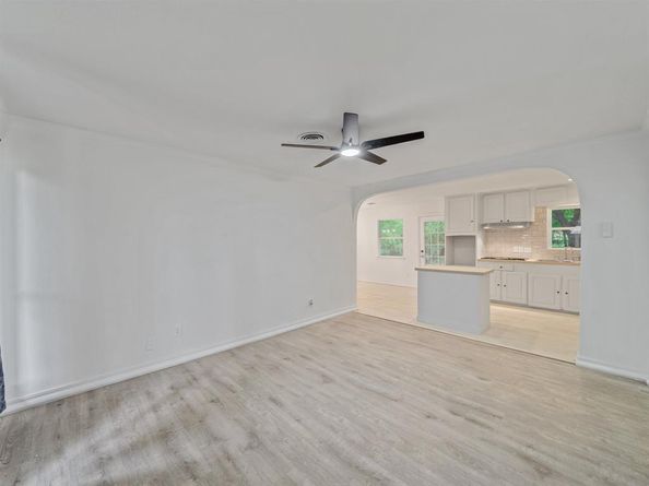 5537  Wheaton Drive , Fort Worth Texas 76133