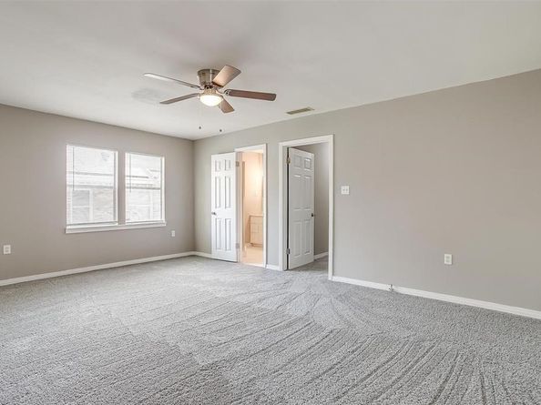 627  Hallvale Drive , White Settlement Texas 76108