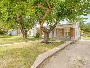 627  Hallvale Drive , White Settlement Texas 76108