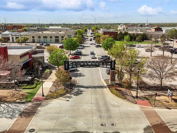 2044  Belvedere Street , Garland Texas 76042