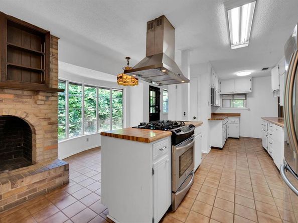 7509  Overhill Road , Fort Worth Texas 76116