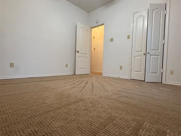2104  Valley View Drive , Cedar Hill Texas 75104