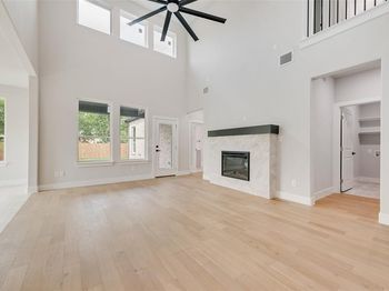 6810  Windward View Drive 