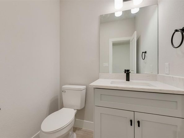 6810  Windward View Drive , Rowlett Texas 75088