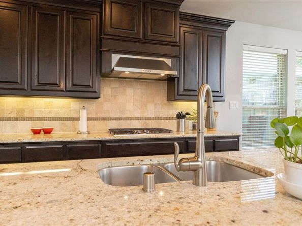 8213  Cholla Boulevard , Lantana Texas 76226