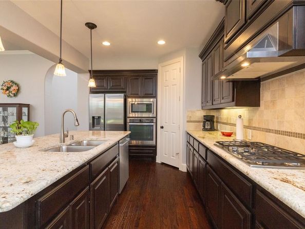 8213  Cholla Boulevard , Lantana Texas 76226