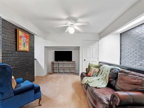 3175  Golden Oak  , Farmers Branch Texas 75234